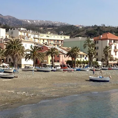 La Torre Hotel 2*