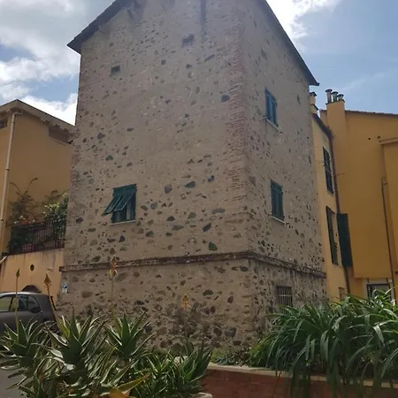 Hotel La Torre 2*
