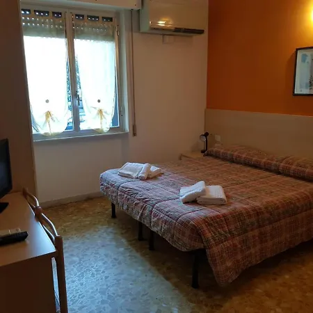 Hotel La Torre 2*
